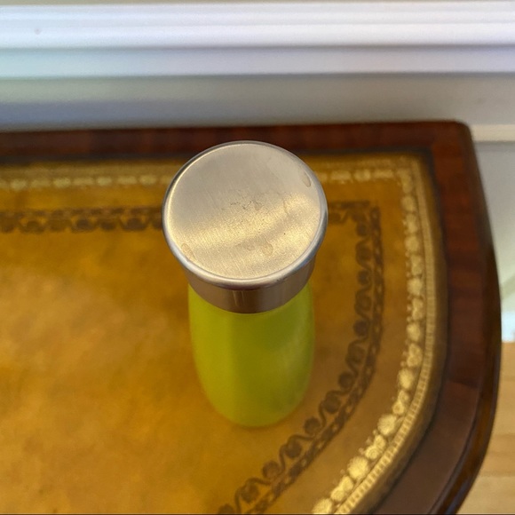 Sip by S'well Rare Lime Green 15 ounce Stainless Steel Water Bottle - Picture 3 of 6